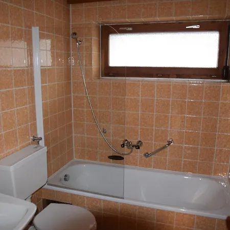 Gaestehaus Wolf אלביגנאלפ