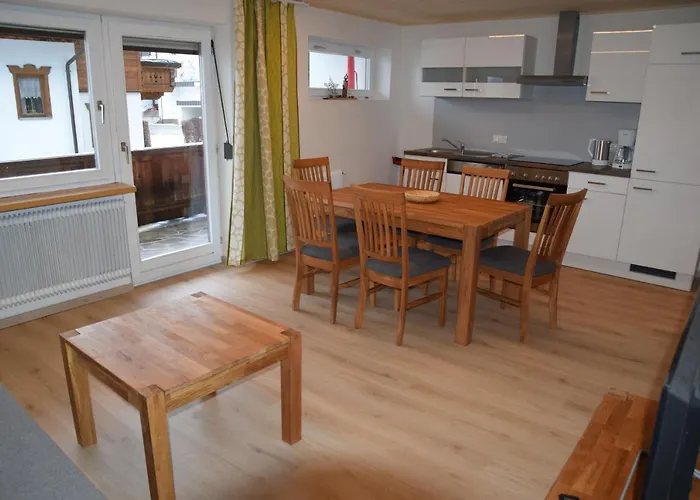 Gaestehaus Wolf 아파트호텔